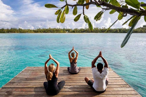 Tahiti: Journey of Renewal 2021. Daily Yoga, Meditation & Pampering in Tahaa, with Art In Voyage
