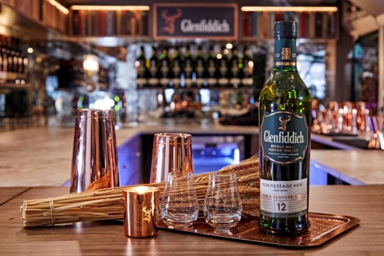Glenfiddich Whisky with glasses, by Art In Voyage