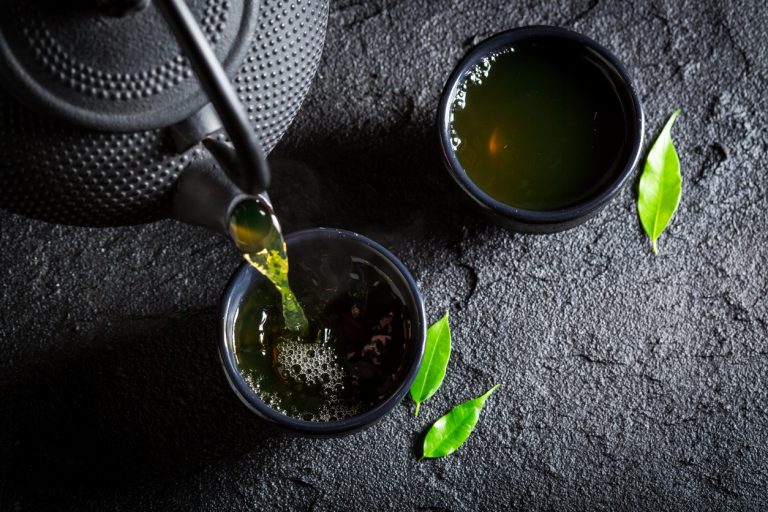 Green-tea-Japan-by-Art-In-Voyage.jpg