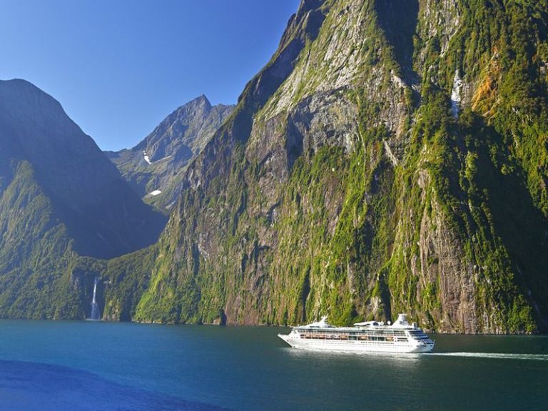 New Zealand, Bucket List Destinations | Exploring The New Zealand Outback, Luxury Destinations
