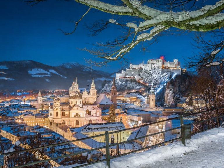 salzburg winter time, by Art In Voyage