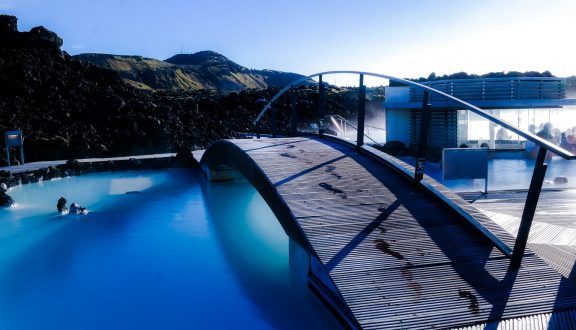 Welcome to Iceland, Blue Lagoon and Thingvellir