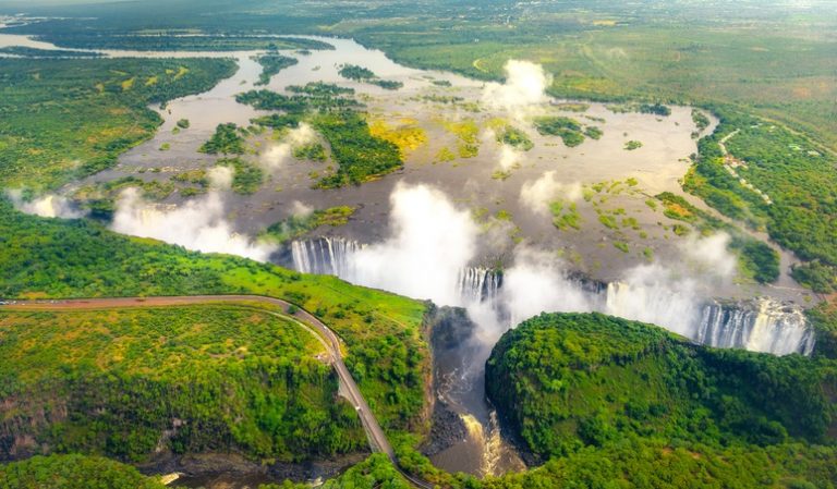 Zambia & Victoria Falls, by Art In Voyage